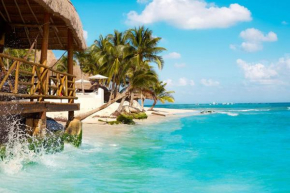 Super Chic 2bd apartment just remodeled, Playa Del Carmen